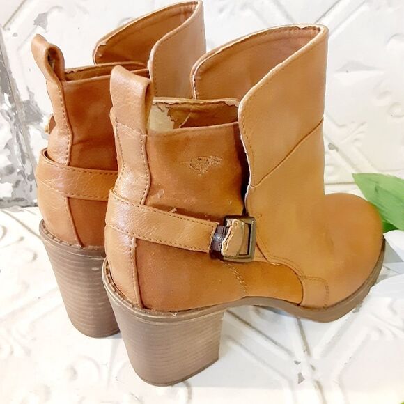 ROCKET DOG VINTANGE Y2K CHUCKY HEEL CAMEL COLOR BOOTIES SZ 6 - Picture 4 of 15
